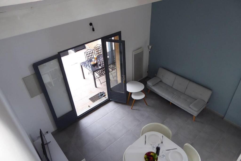 Mazet Dans Residence Avec Piscine Bagnols-en-Foret Luaran gambar